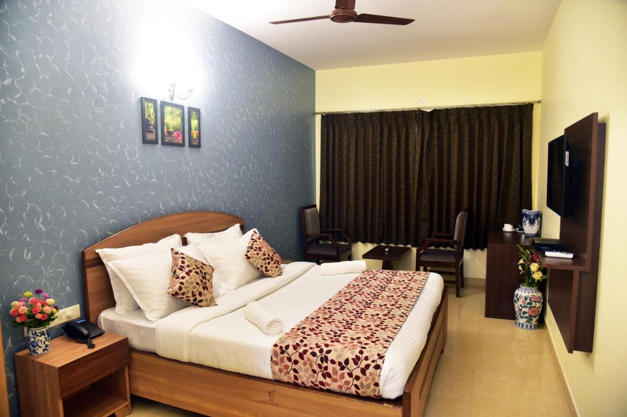 Candolim Grande Resort Екстер'єр фото
