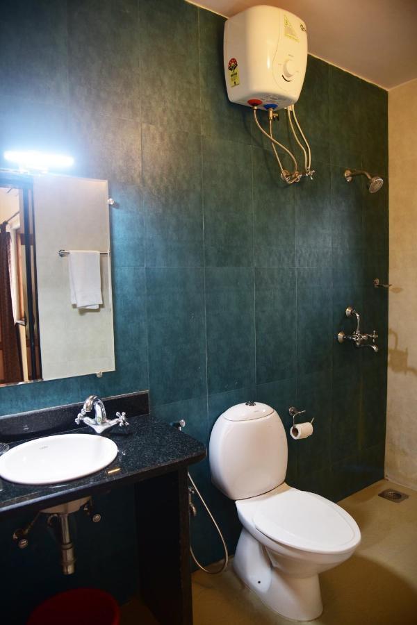 Candolim Grande Resort Екстер'єр фото